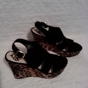 Leopard Print Wedge Sandals - Black